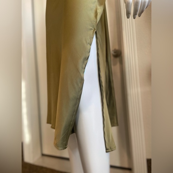 Kilo Brava~For Playful Promises~Olive~Relaxed Fit~Slip Dress~Leg Slit~Size 2X - Picture 8 of 16